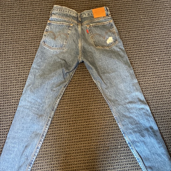 Levi’s wedgie jeans - Picture 3 of 3